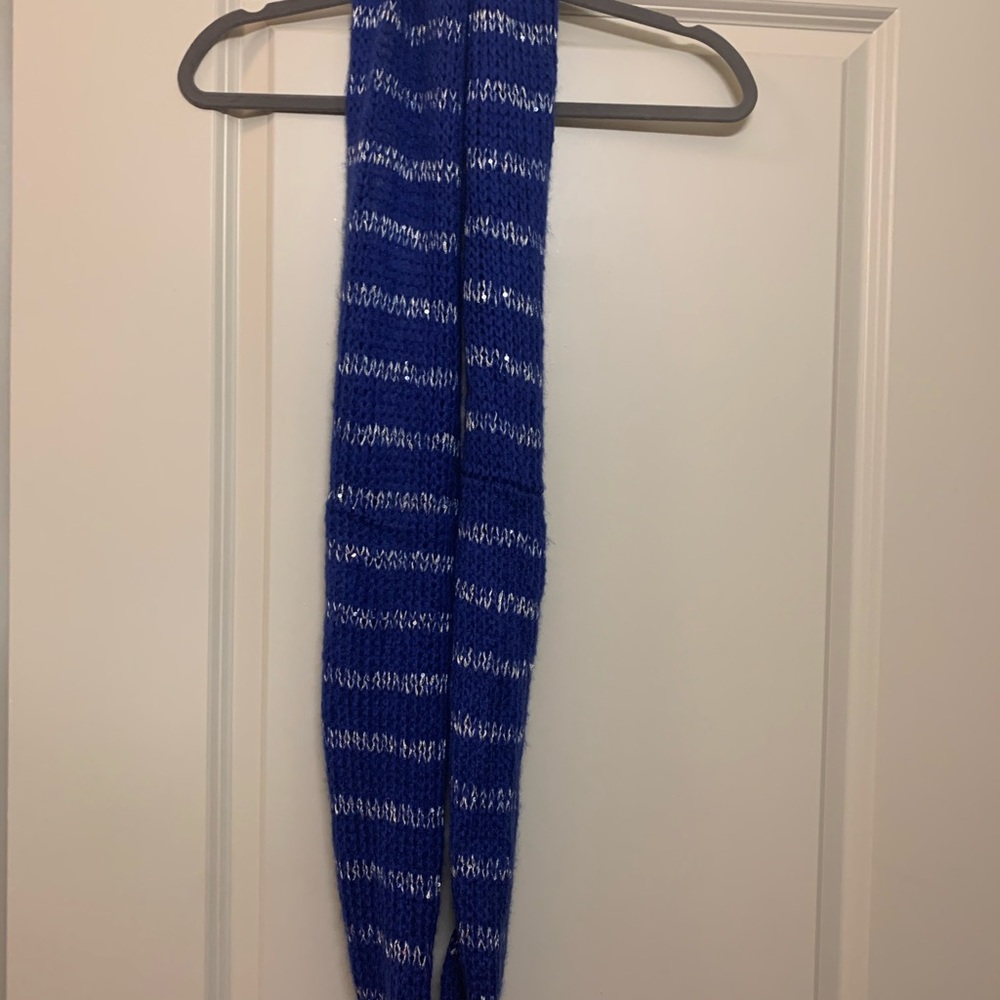 Sparkle Infinity Scarfs - Picture 4 of 6